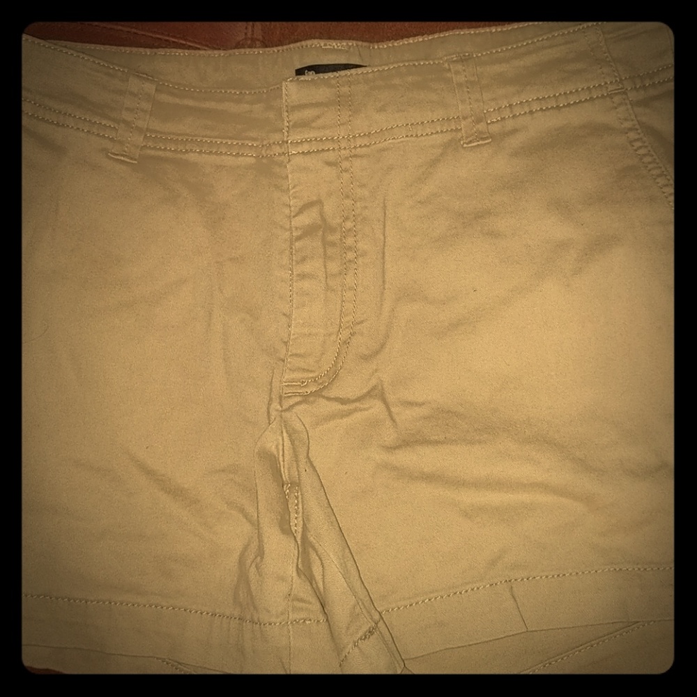 Gap stretch Kacki shorts sz 10